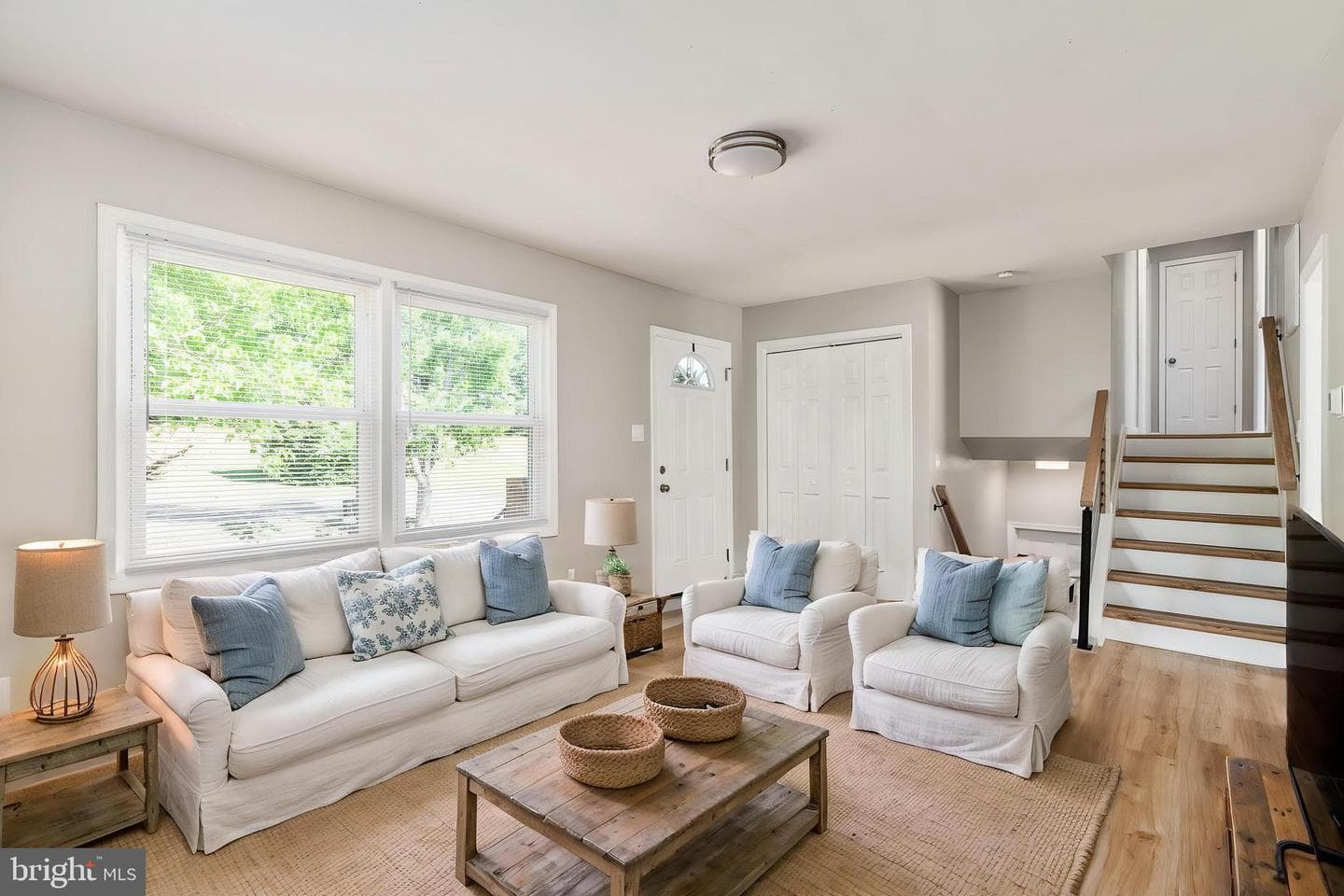 11403 Gordon Road photo 3