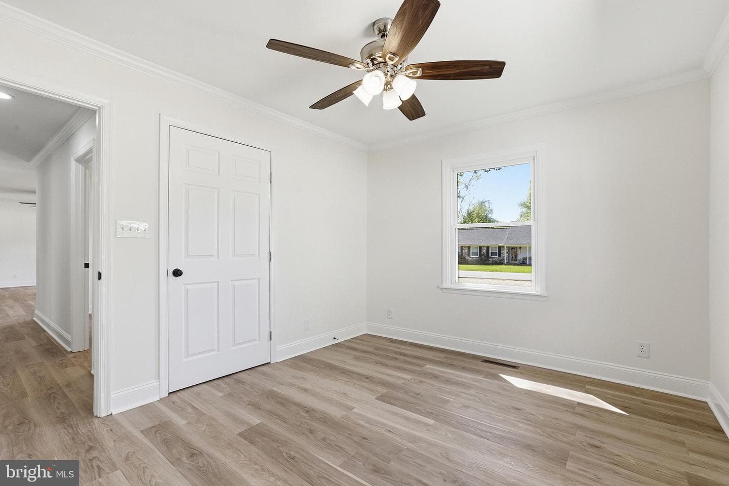 310 Sycamore Drive photo 18