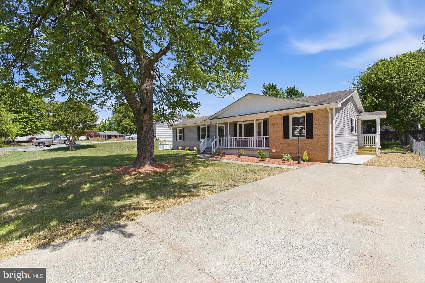 310 Sycamore Drive photo 37