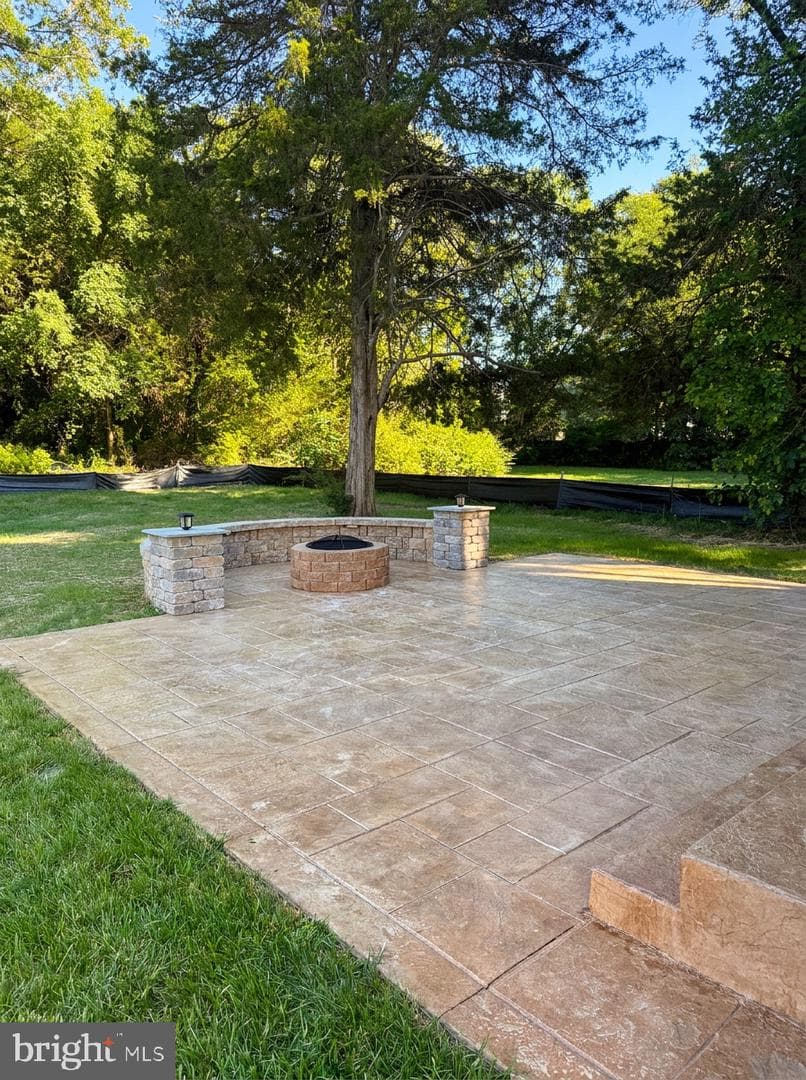 10605 Benchmark Road photo 5