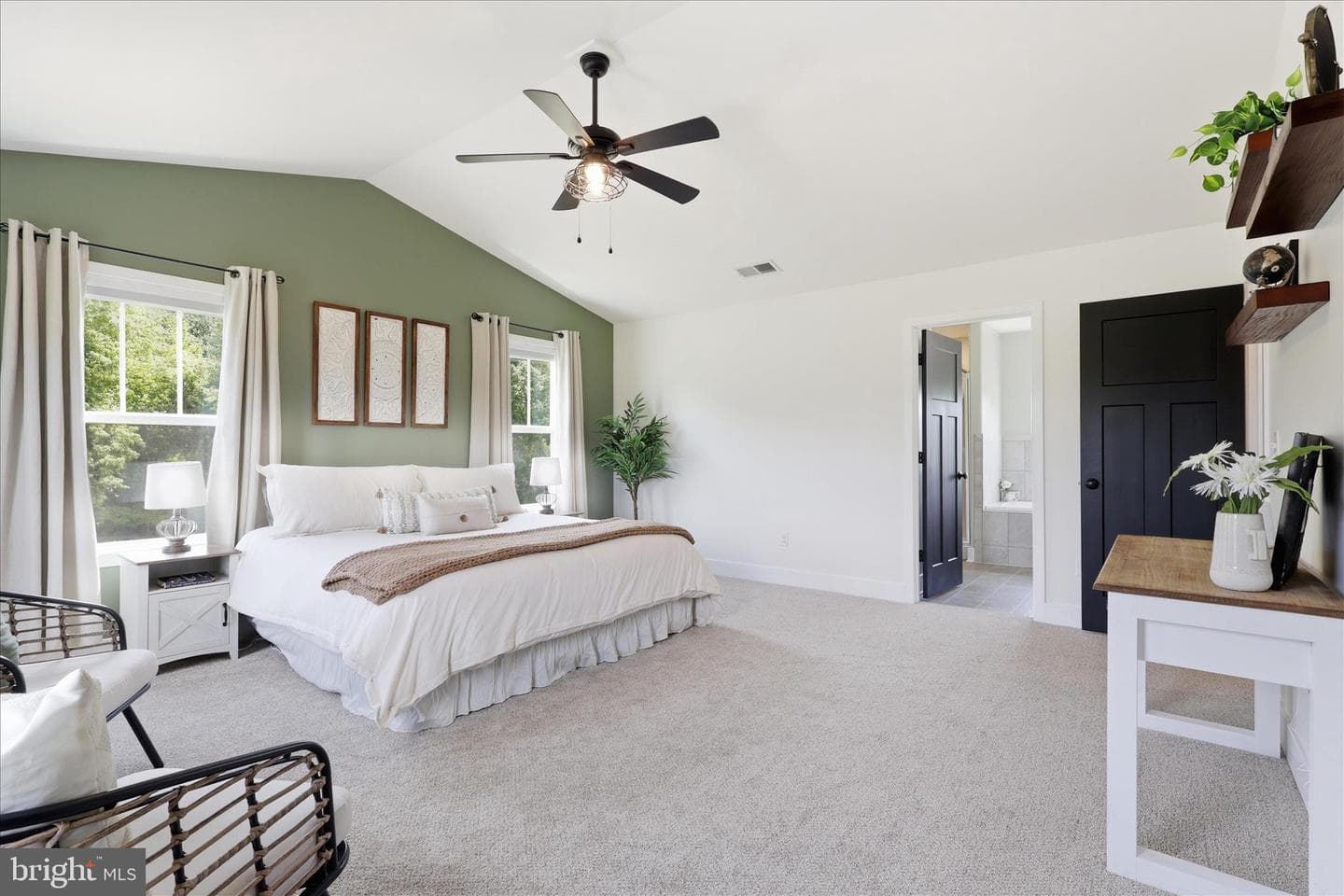 9404 Robert E Lee Drive photo 21