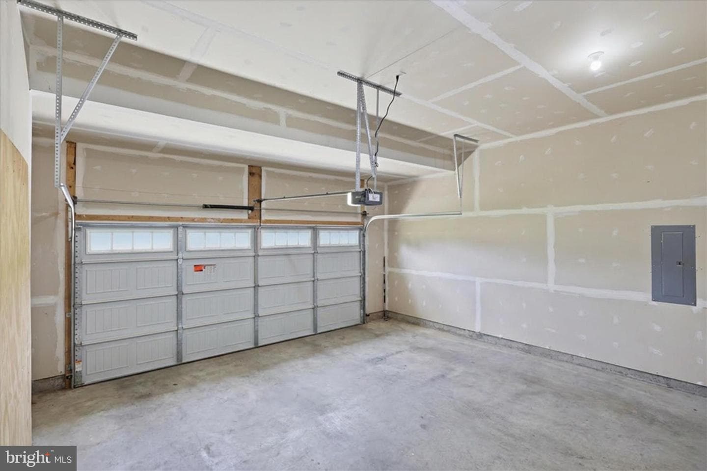 9404 Robert E Lee Drive photo 34