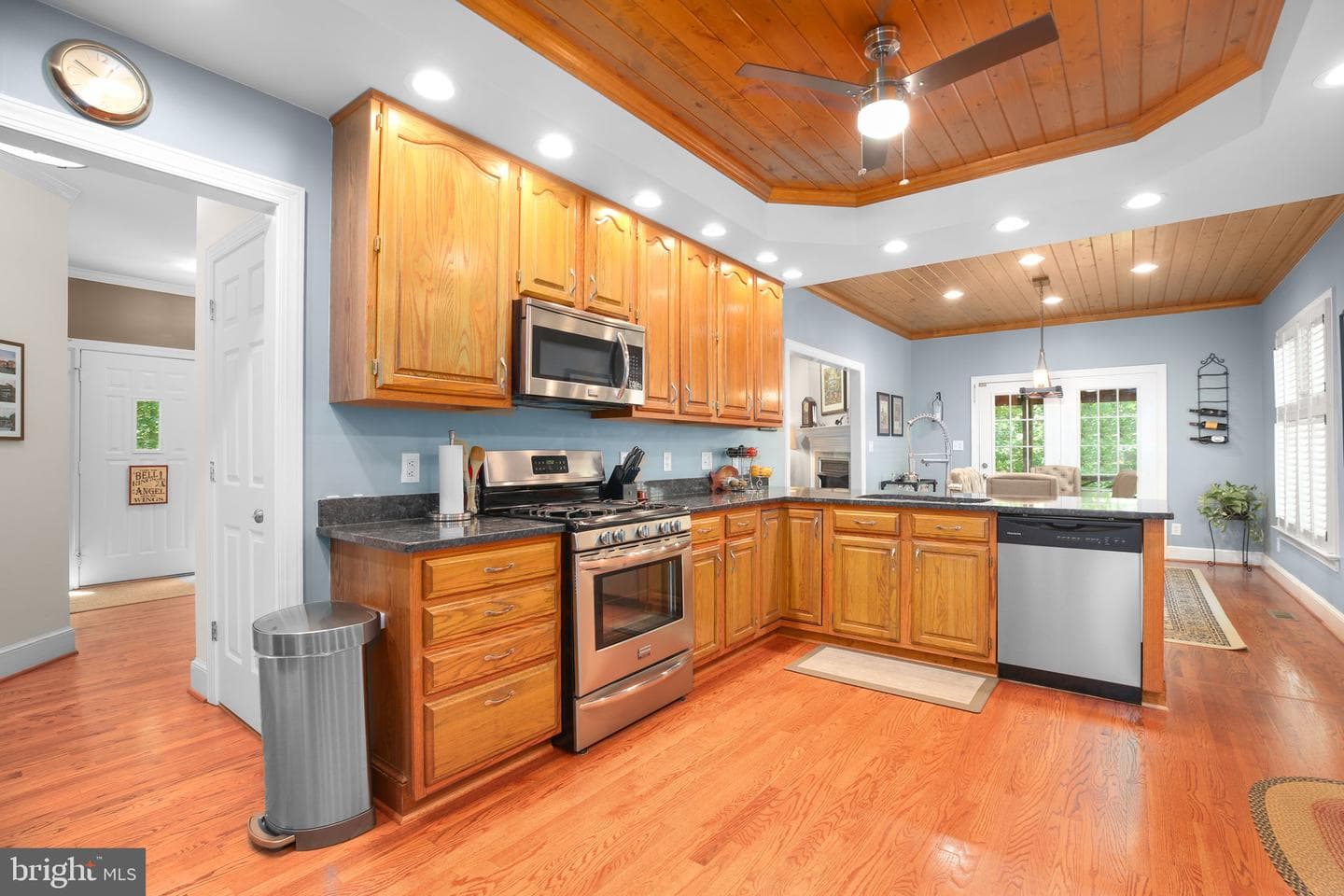 10102 Blandfield Lane photo 13