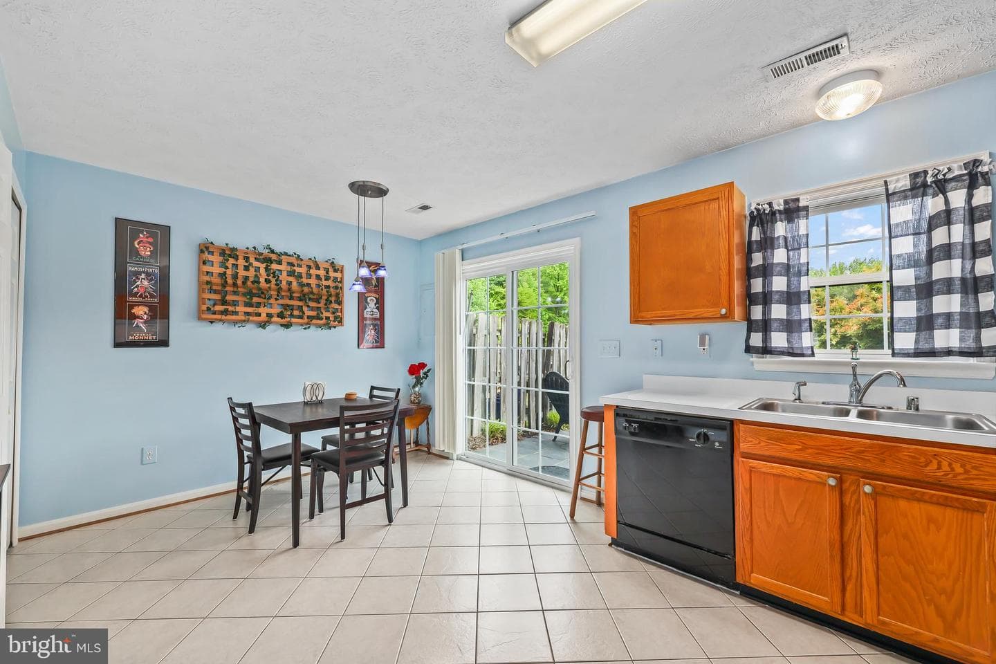 10511 Tidewater Plains Drive photo 6