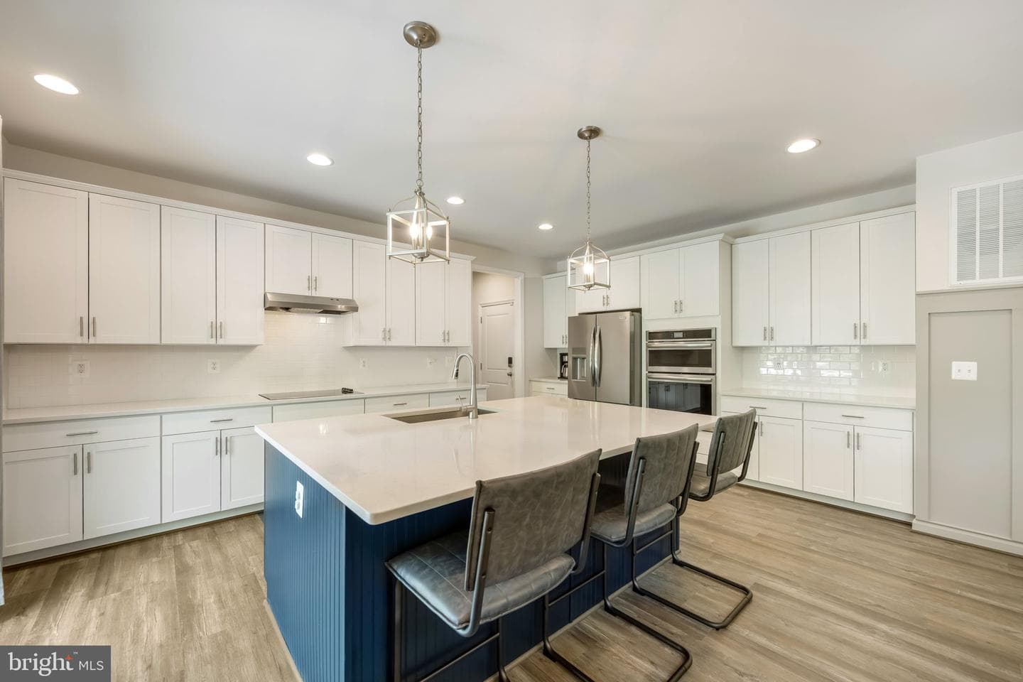 8028 Ashford Drive photo 14