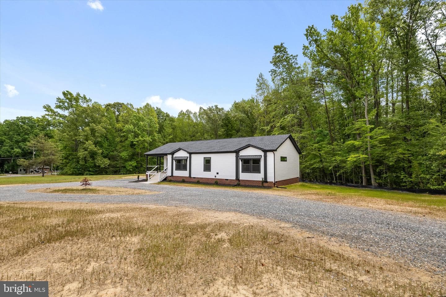 10657 Catharpin Road photo 3