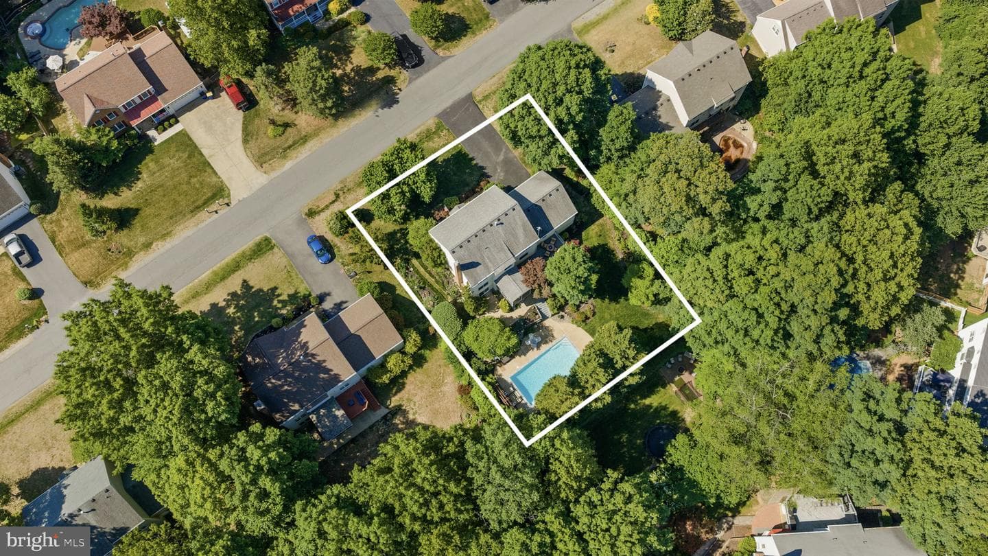 10610 Edinburgh Drive photo 71