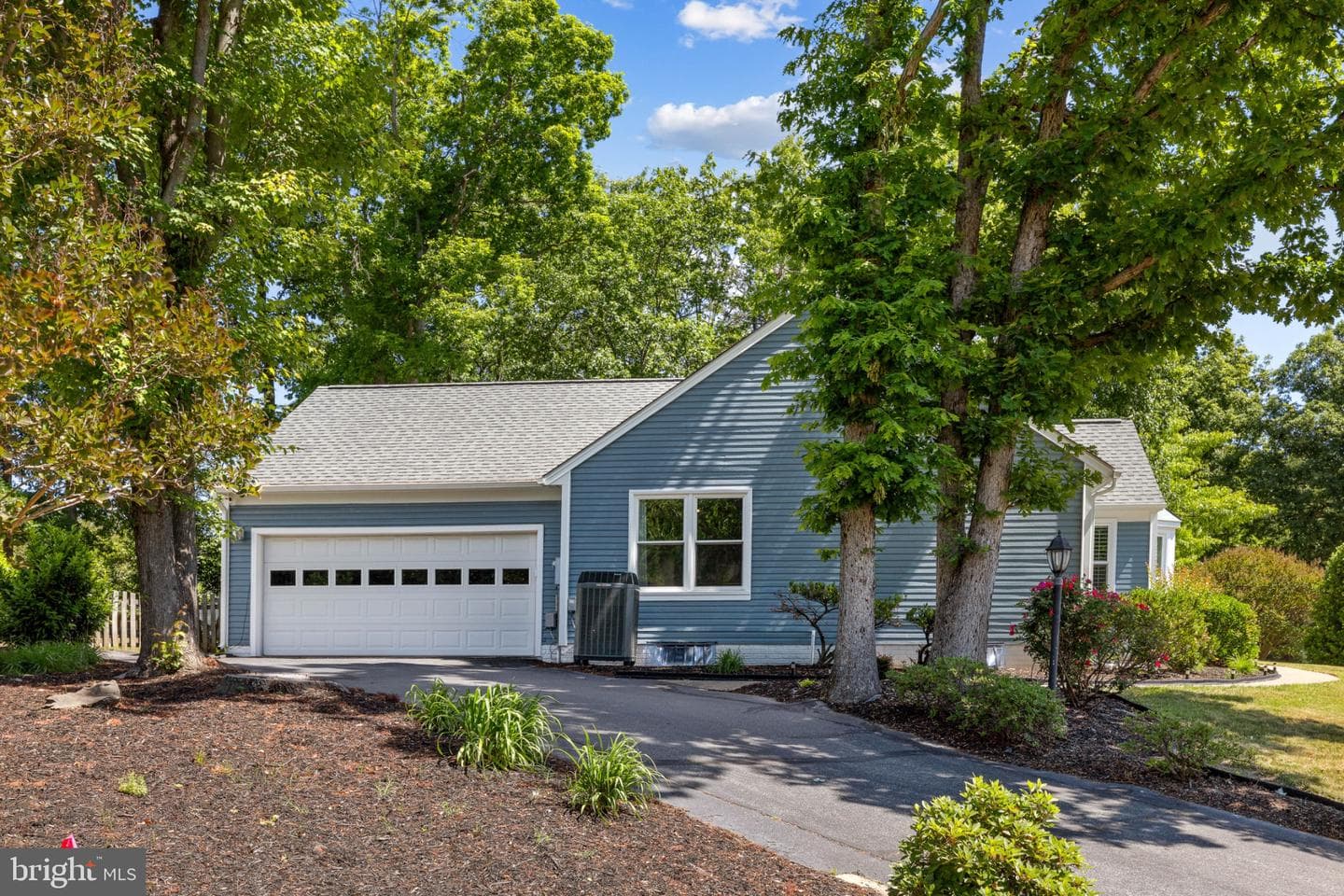 4810 Queensbury Circle photo 4