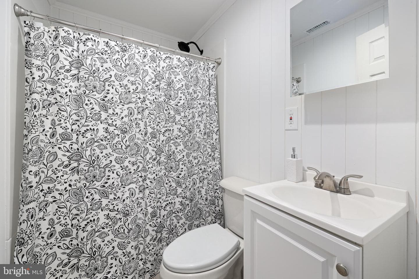 13612 Perimeter Drive photo 34