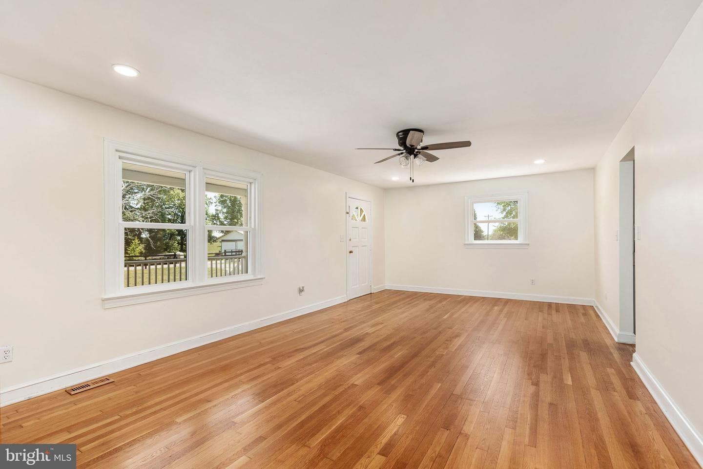 8128 Belmont Road photo 5