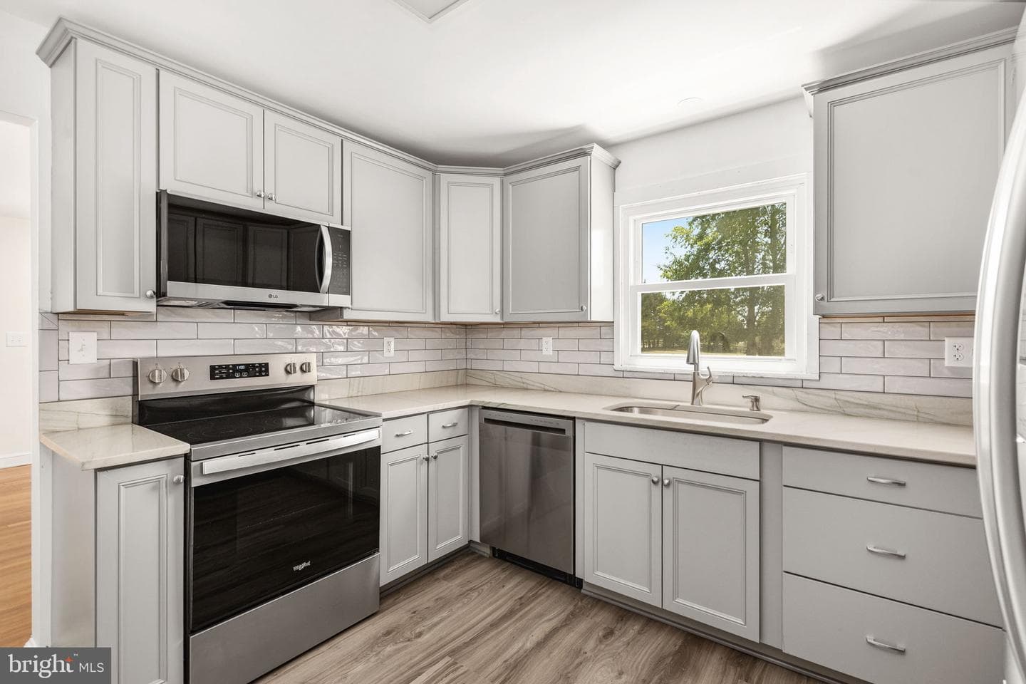 8128 Belmont Road photo 9
