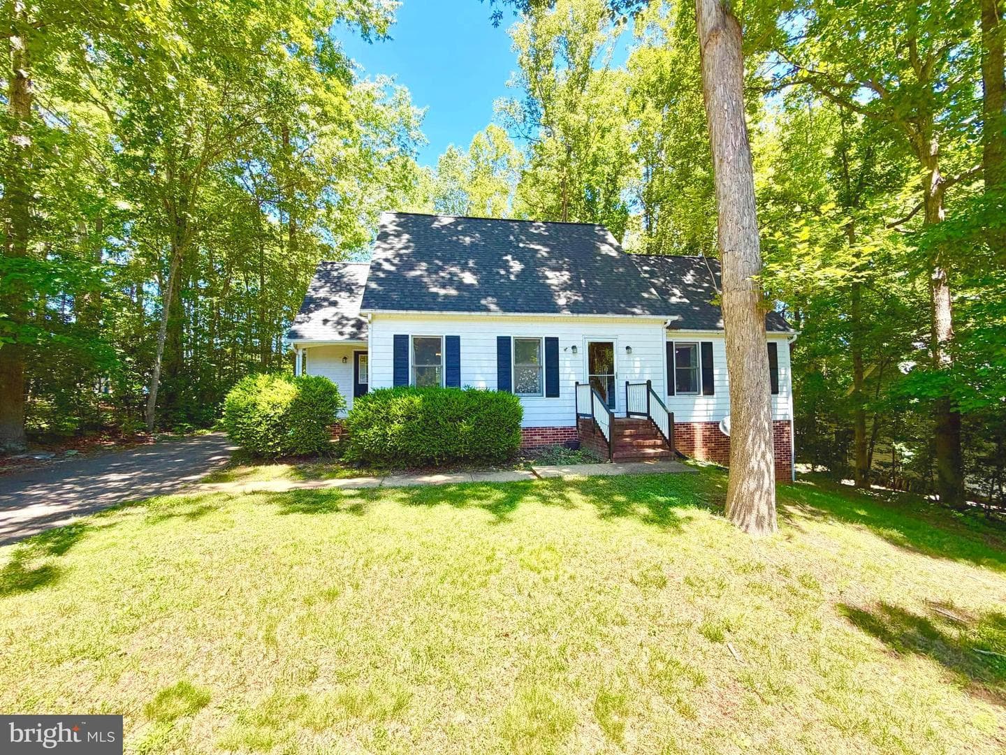 609 Stonewall Lane photo 1