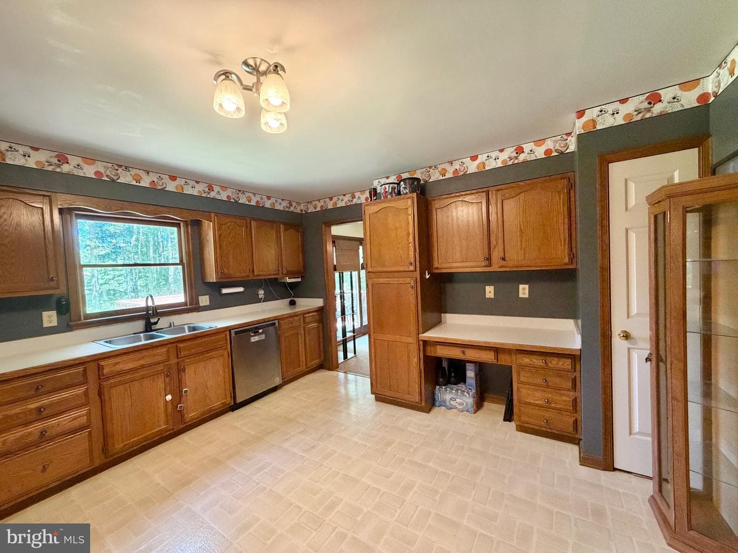609 Stonewall Lane photo 12