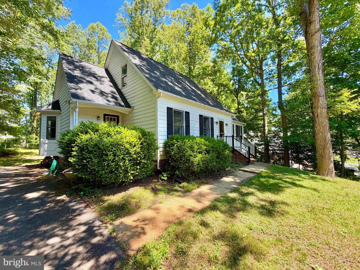 609 Stonewall Lane photo 40