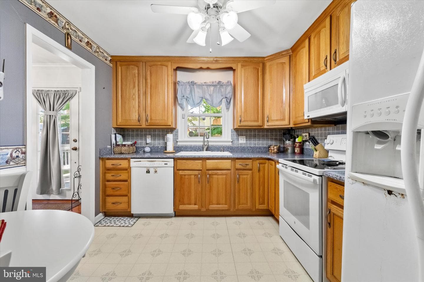 11823 Rutherford Drive photo 15