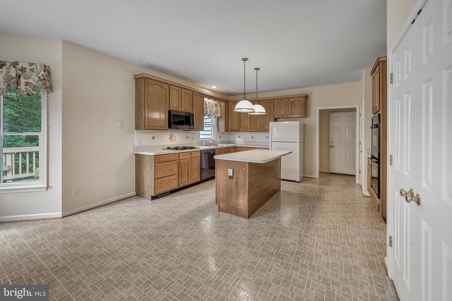 9005 Judiciary Drive photo 26