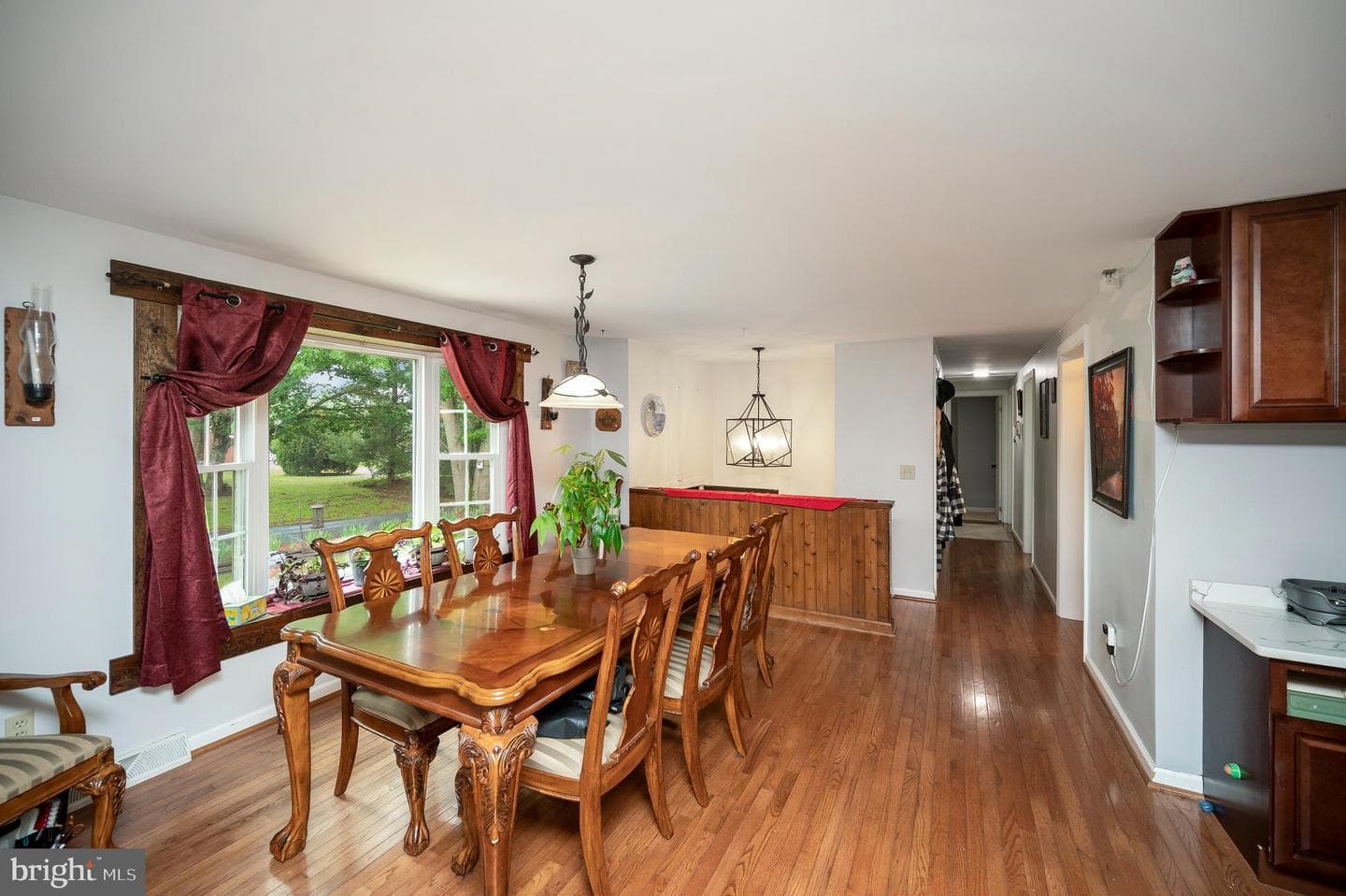 8908 Jennings Ln photo 14