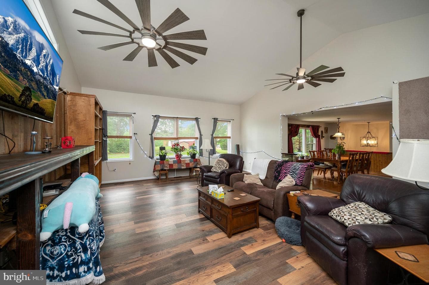 8908 Jennings Ln photo 31