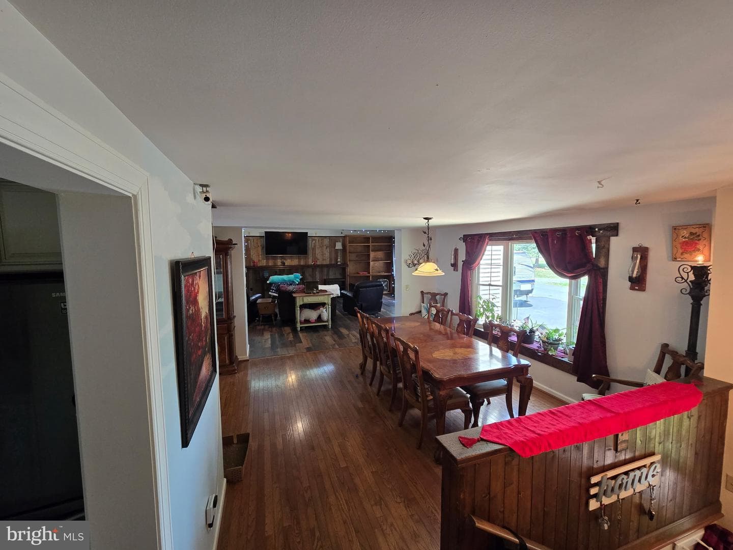 8908 Jennings Ln photo 35