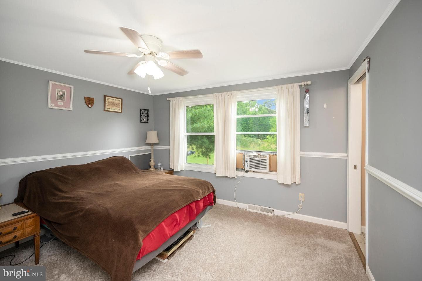 8908 Jennings Ln photo 42