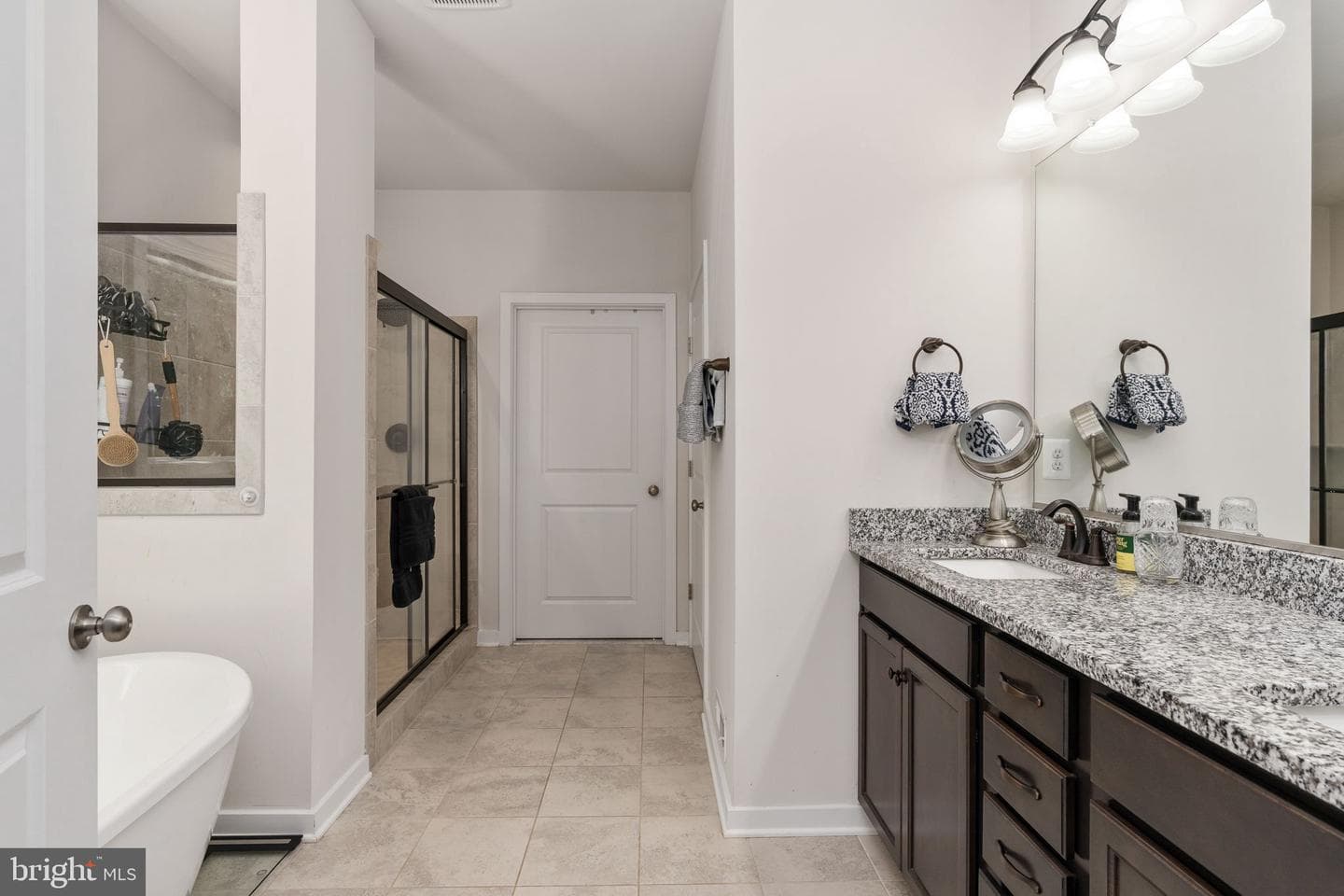 8007 Ashford Drive photo 26