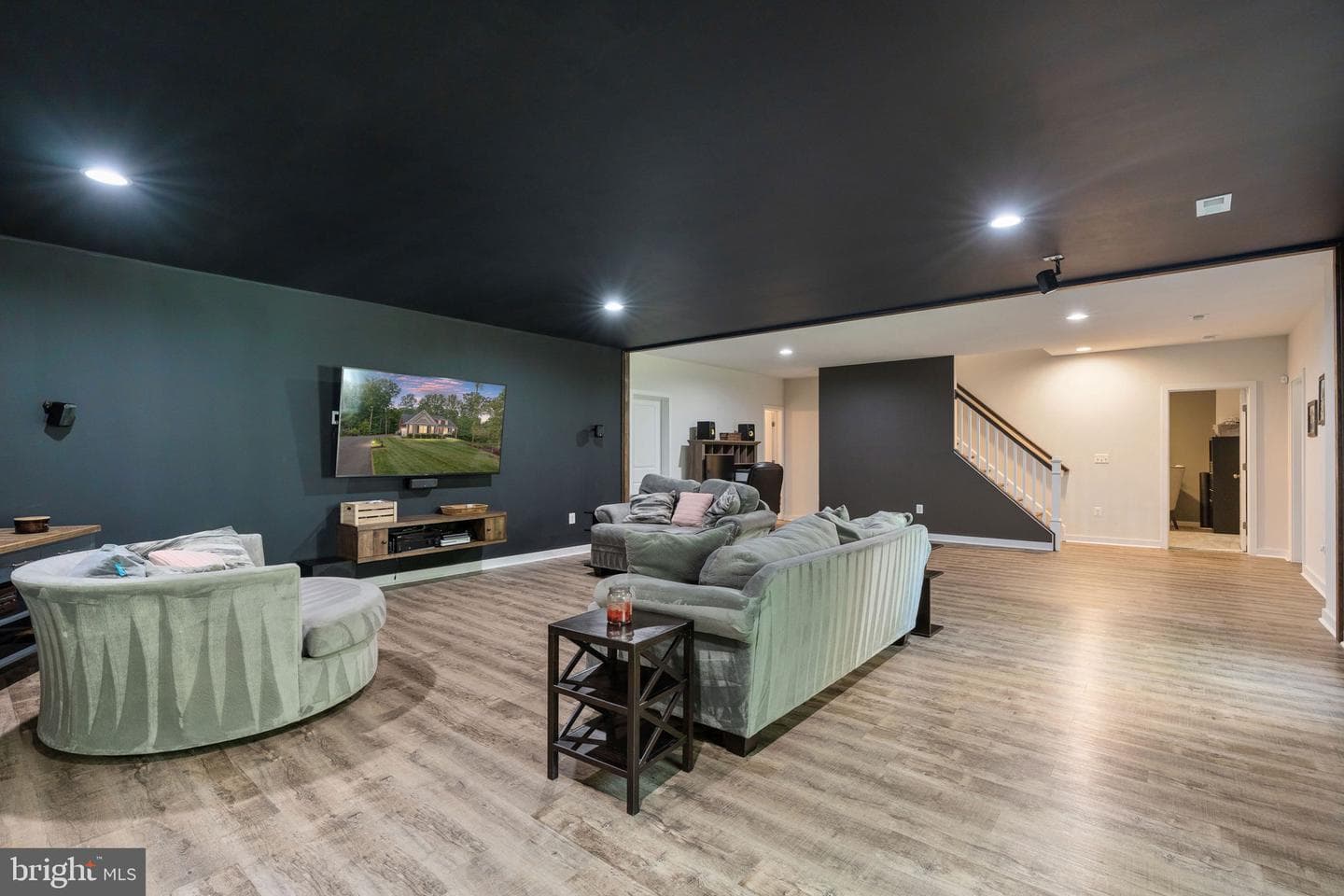 8007 Ashford Drive photo 54