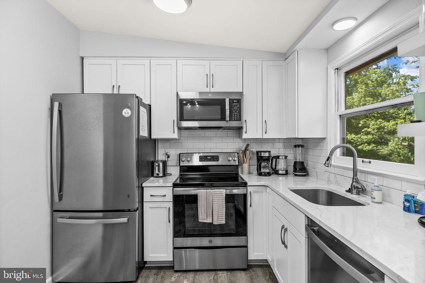 6216 Bryn Lane photo 25