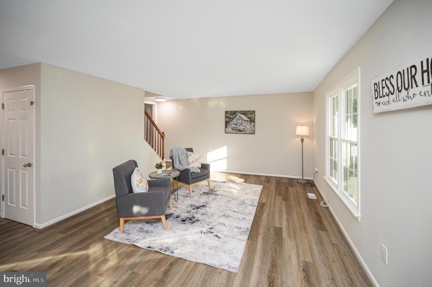9804 Elm Street photo 43