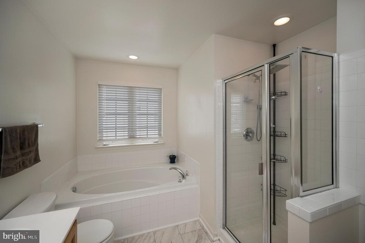 9202 Maple Valley Dr photo 27