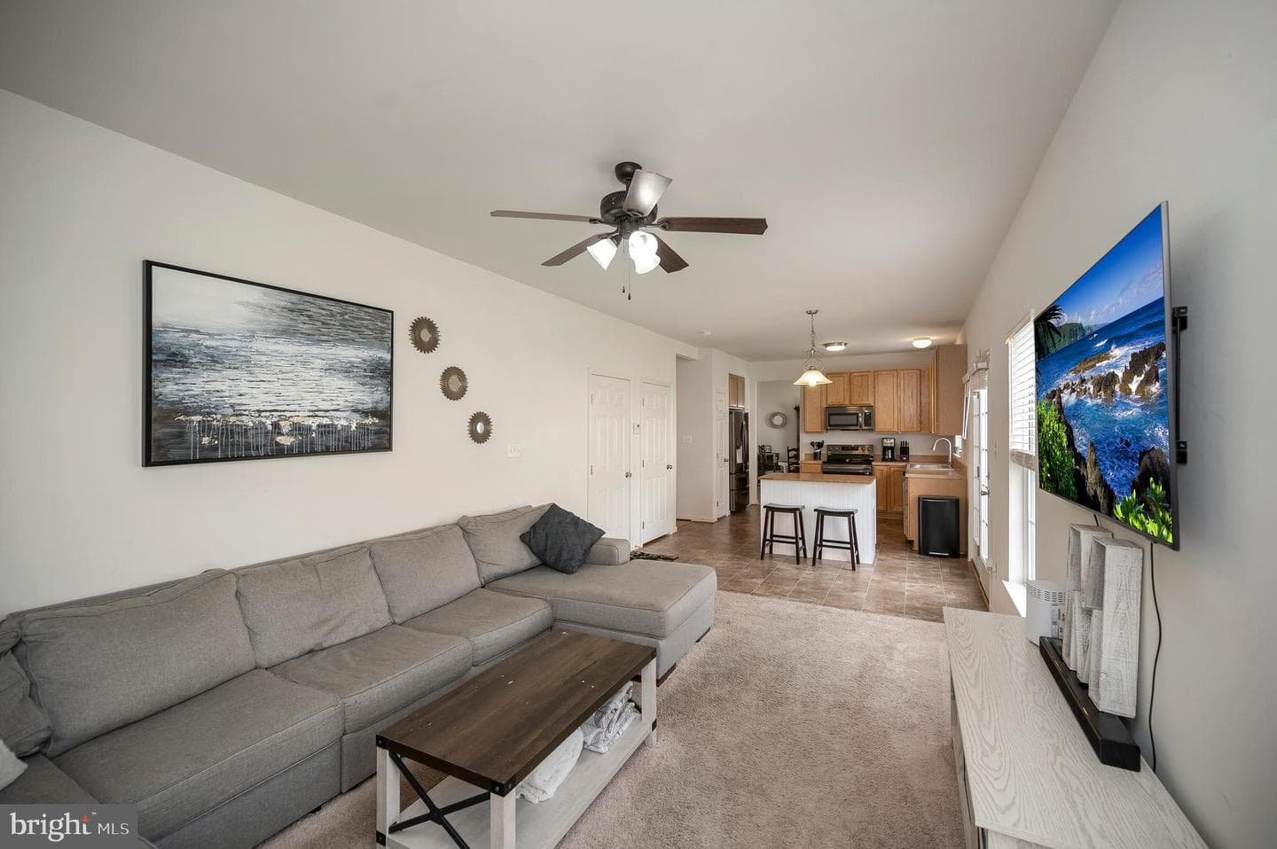 9202 Maple Valley Dr photo 3