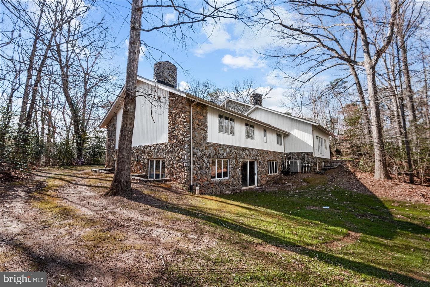 7621 River Road photo 63