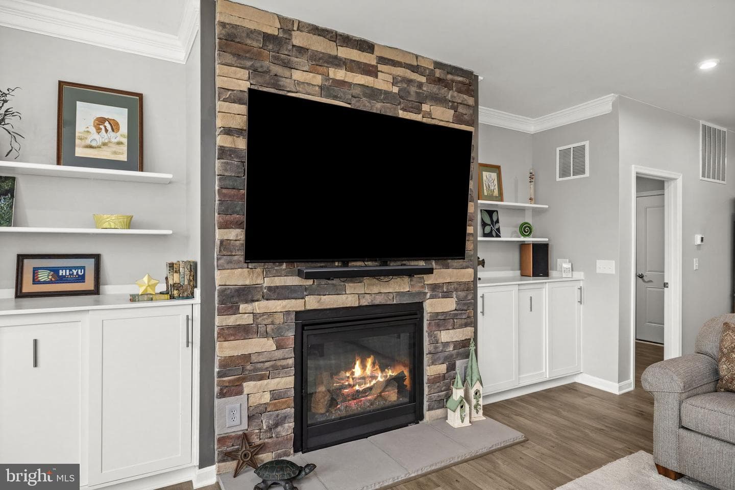 1821 Legacy Ln photo 27