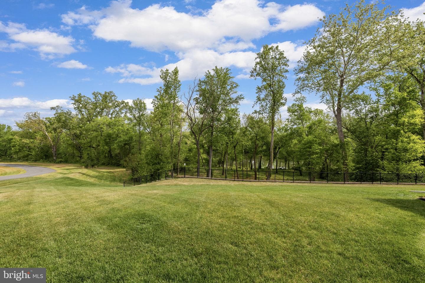1821 Legacy Ln photo 50