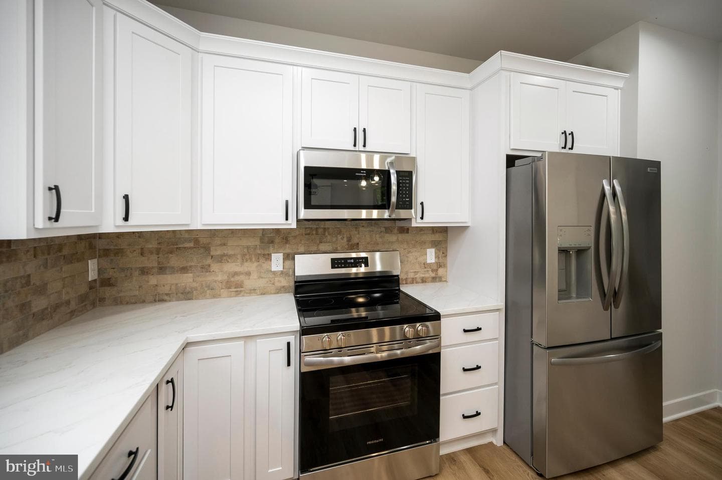 10625 Plank Road photo 25