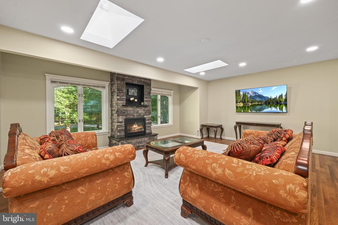 10205 Helena Terrace photo 10