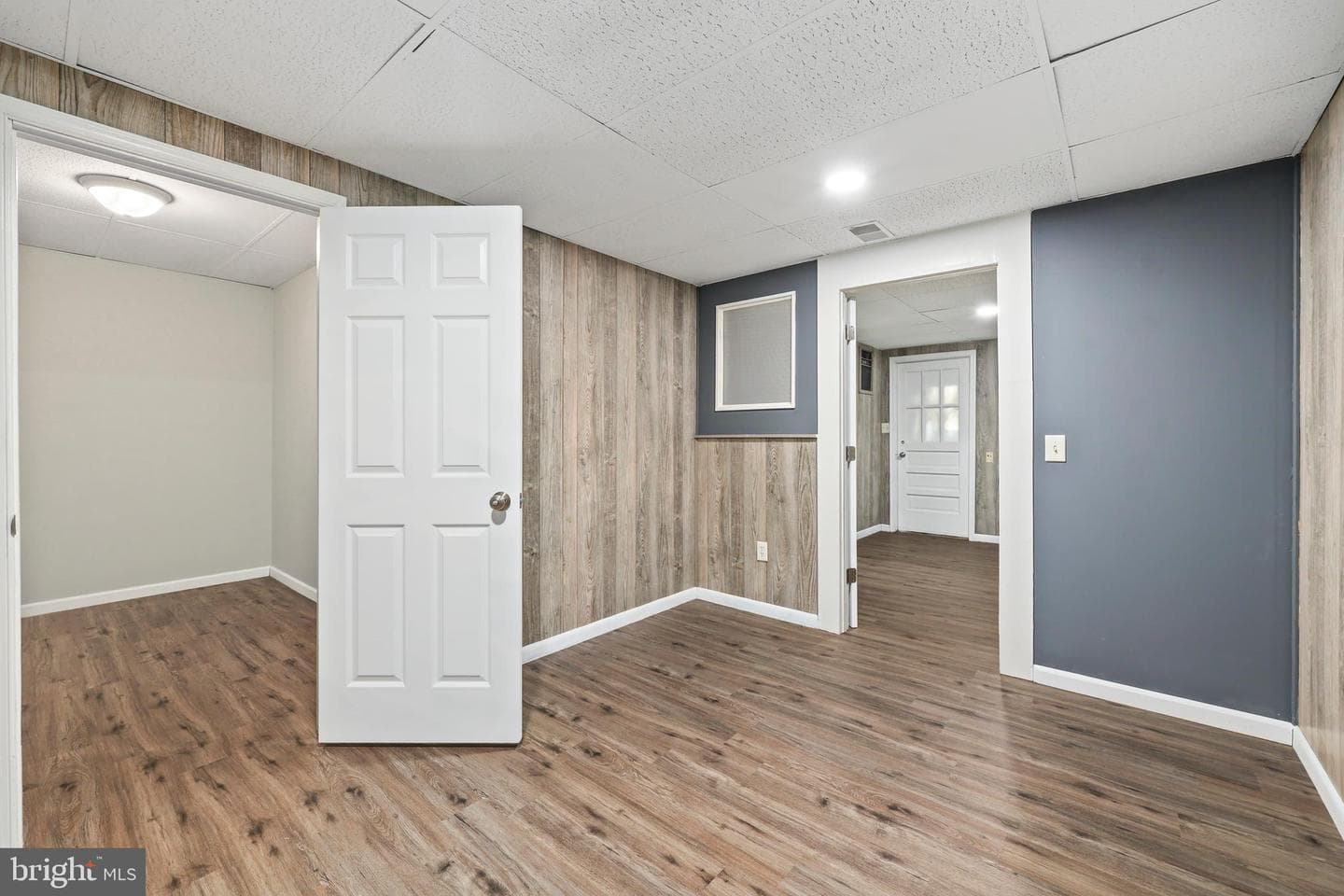 10205 Helena Terrace photo 31