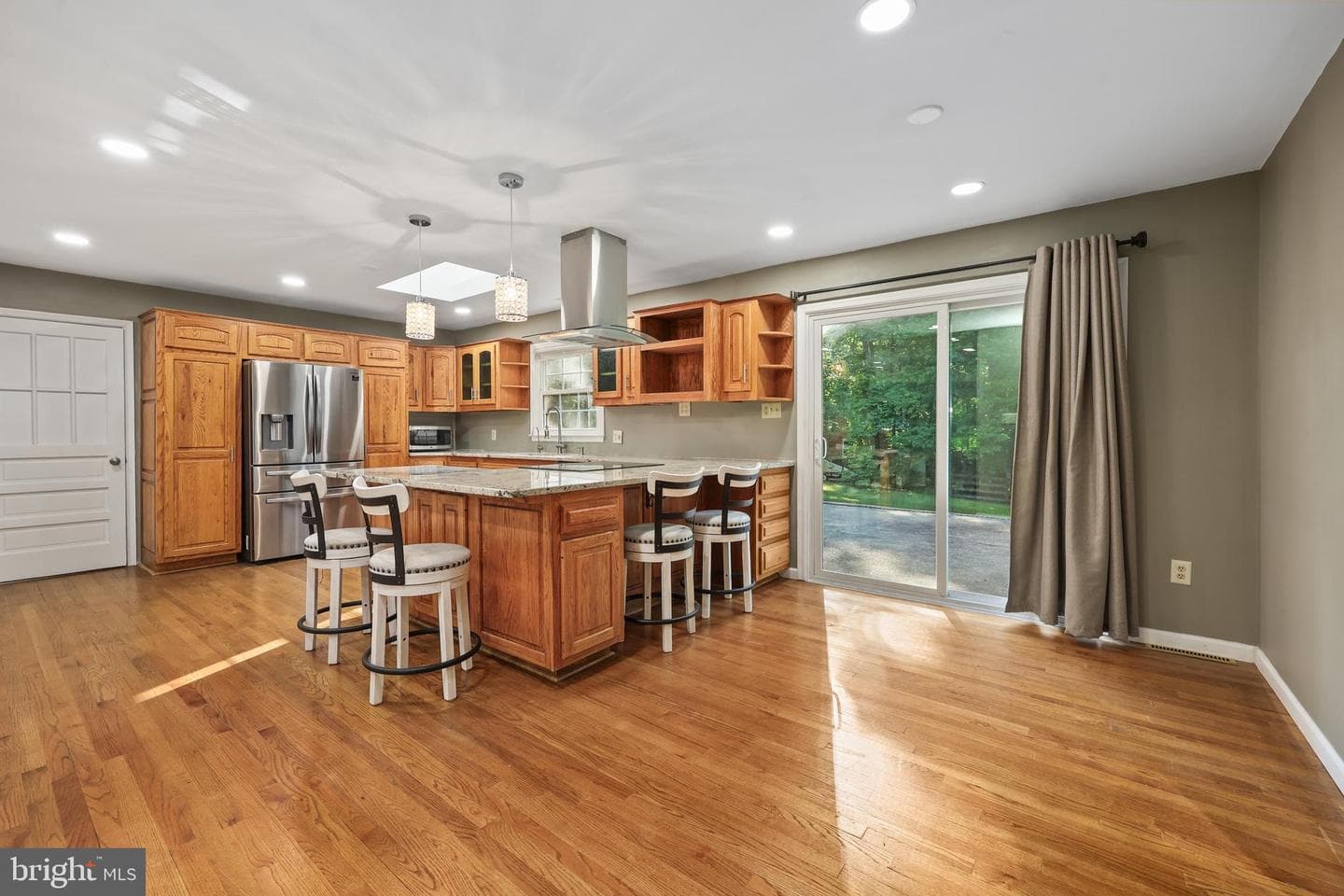 10205 Helena Terrace photo 9