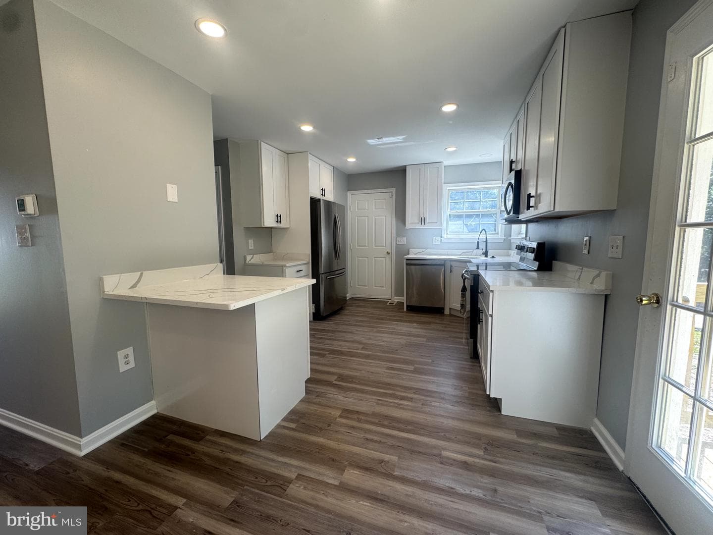 8603 Brighton Court photo 4