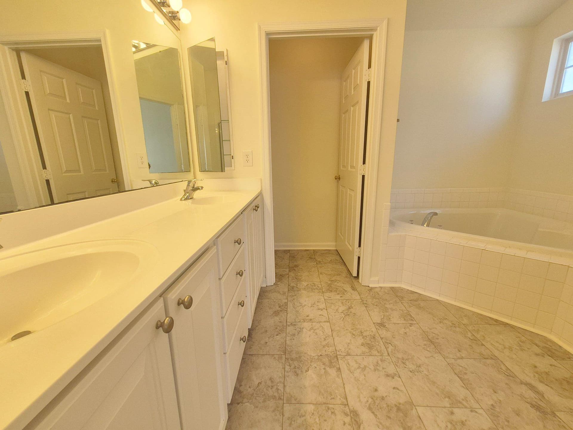 5207 Linden Drive photo 20