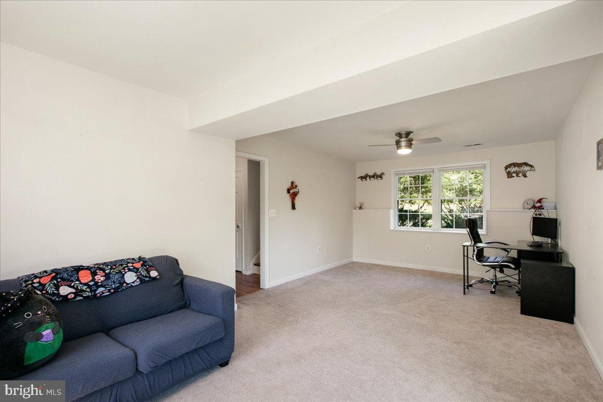 10132 Wallers Road photo 20