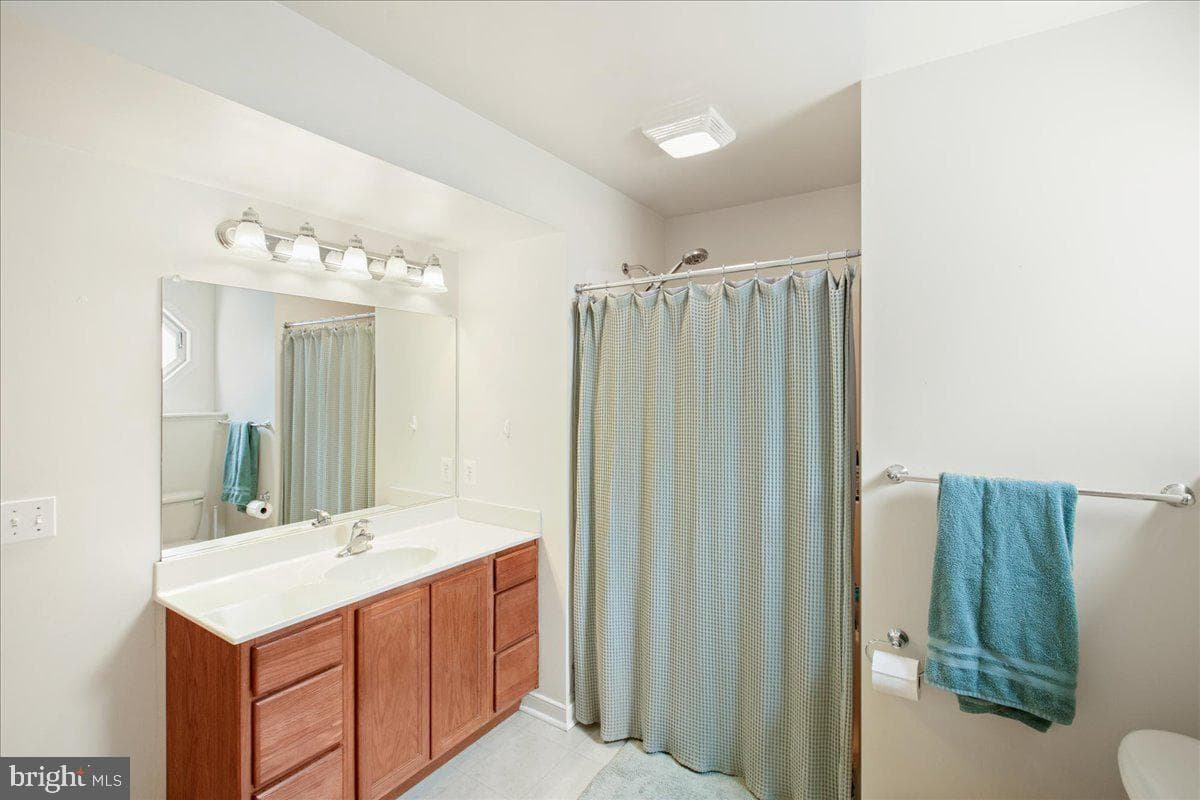 10132 Wallers Road photo 27