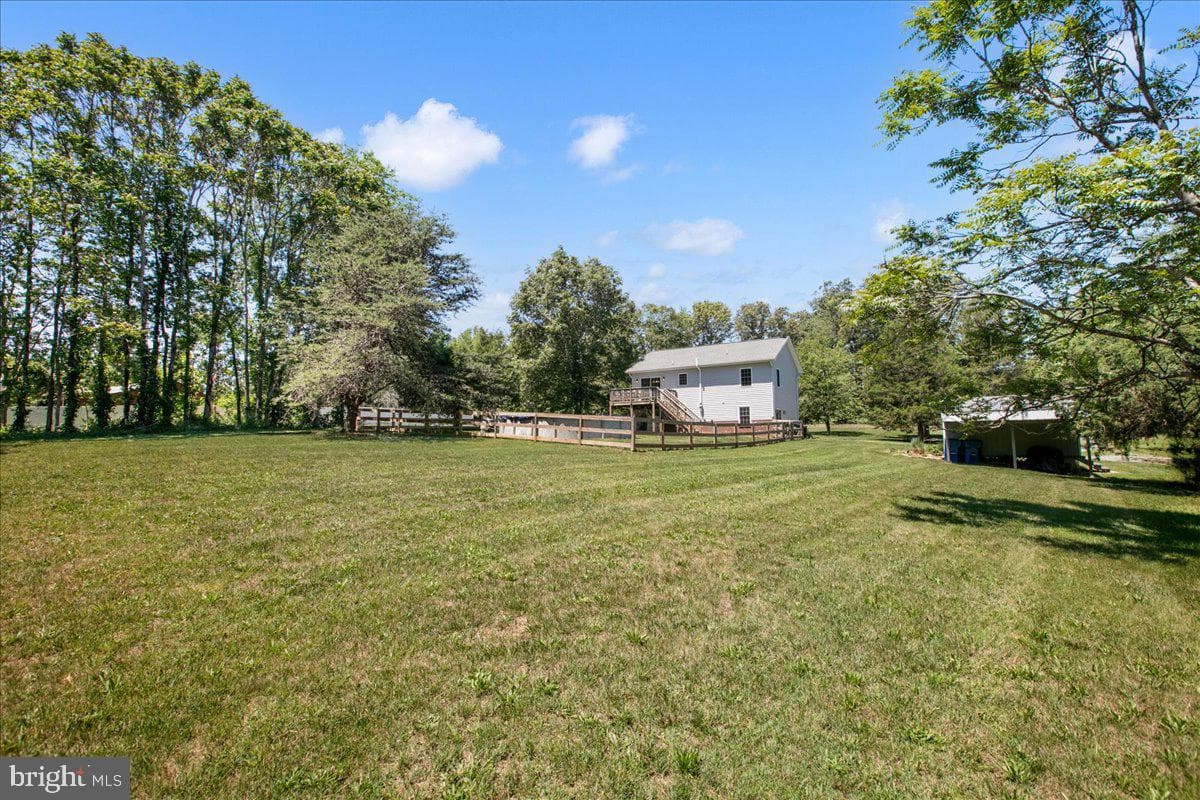 10132 Wallers Road photo 31