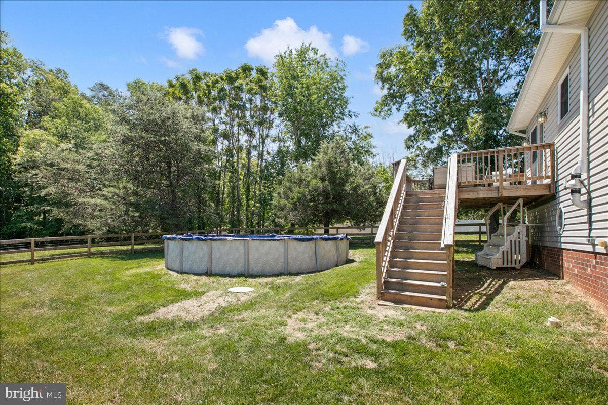 10132 Wallers Road photo 33