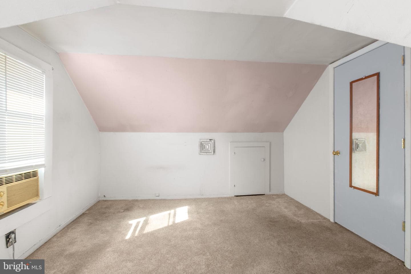 117 Hill Street photo 32