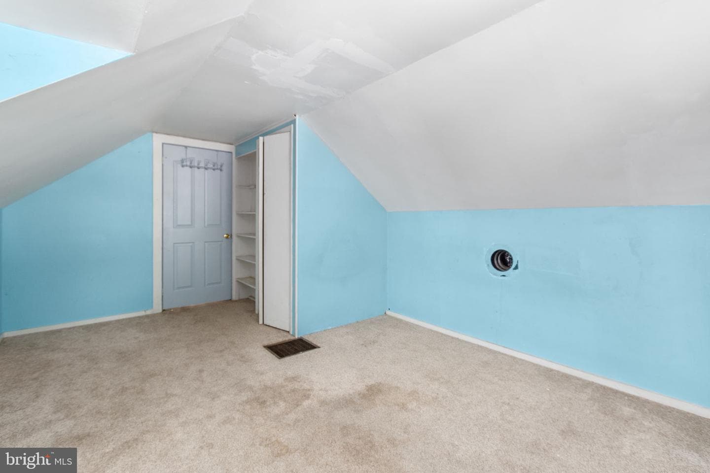 117 Hill Street photo 35