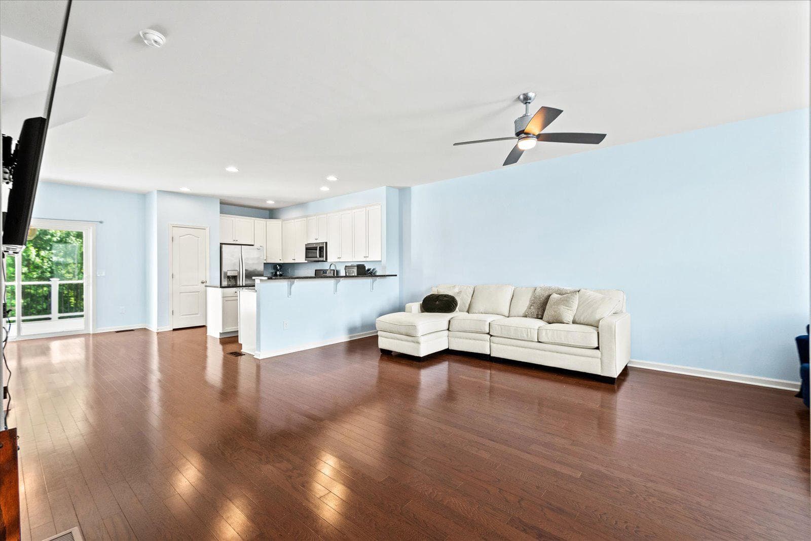 1506 Hudgins Farm Circle photo 10
