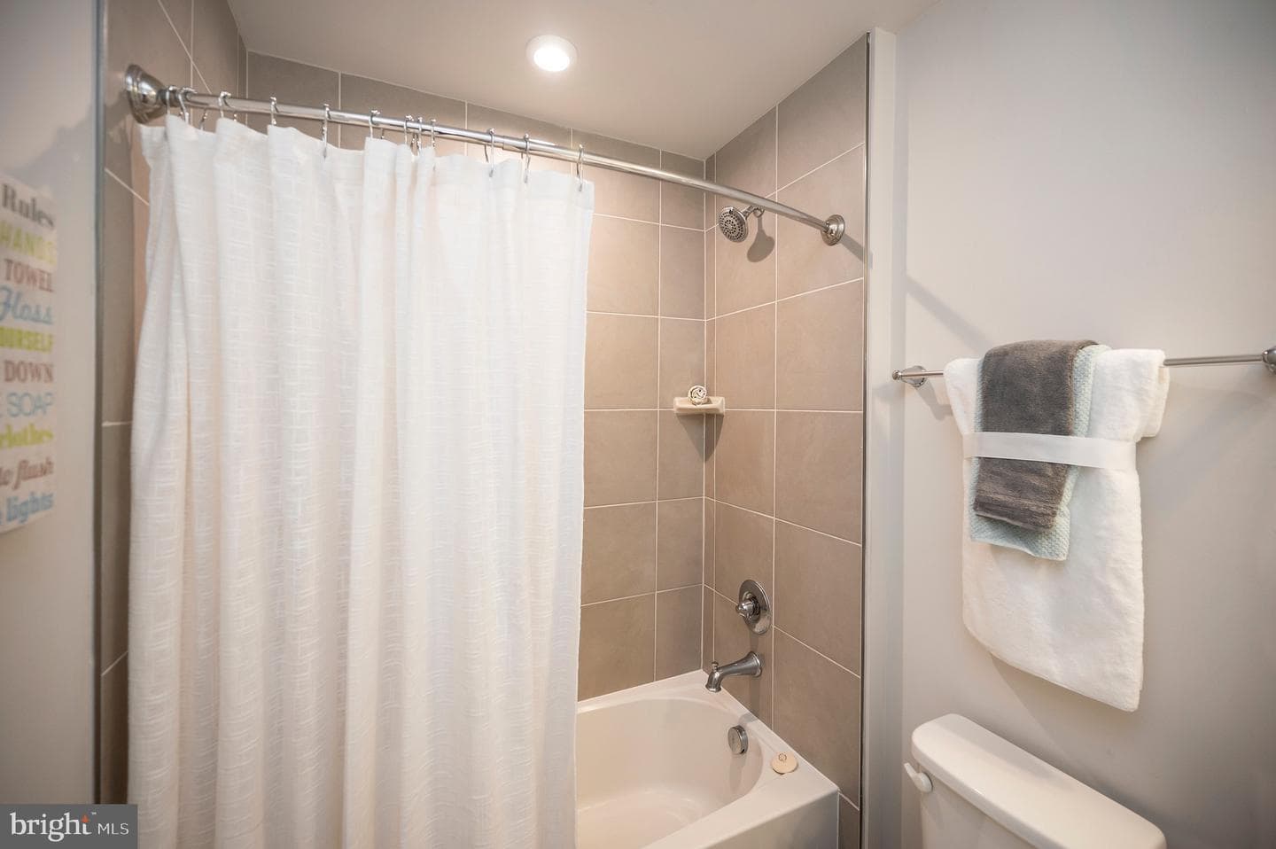 7911 Independence Drive #1c photo 32