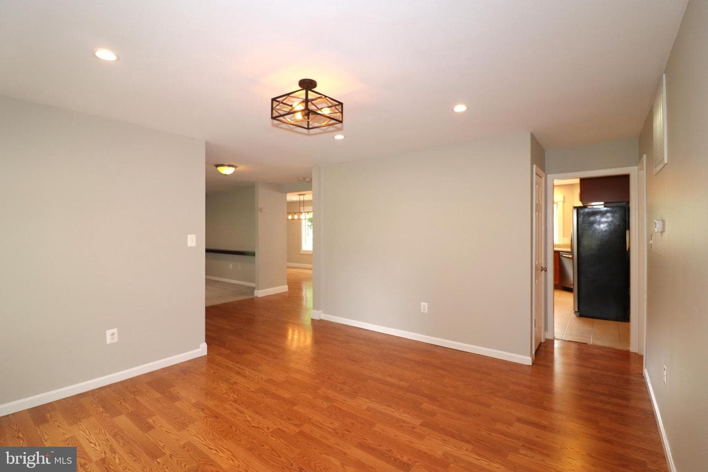 5820 Glen Eagles Drive photo 14
