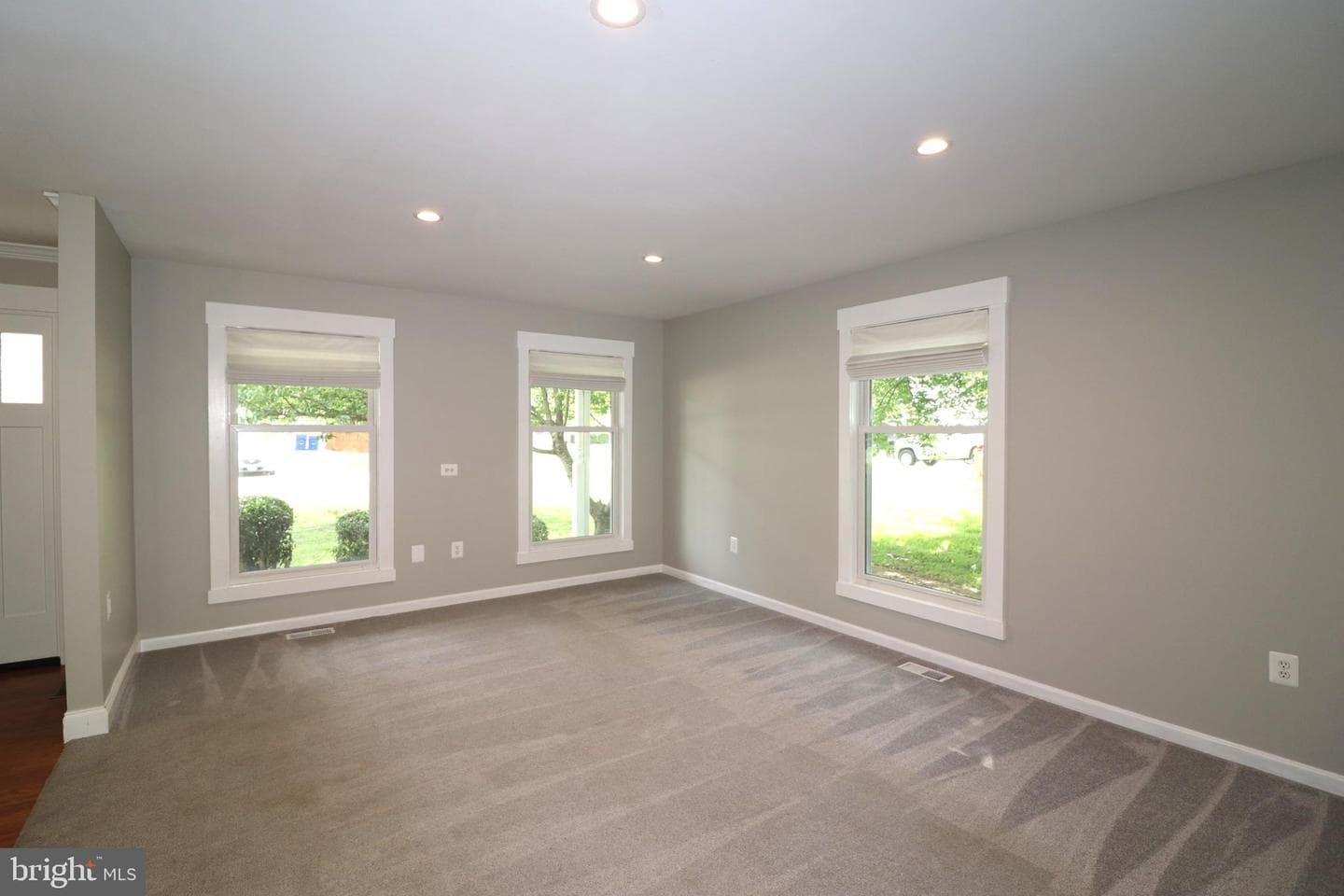 5820 Glen Eagles Drive photo 8