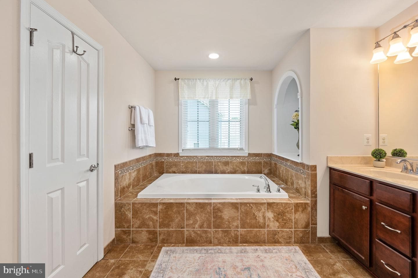 12129 Sawhill Boulevard photo 66